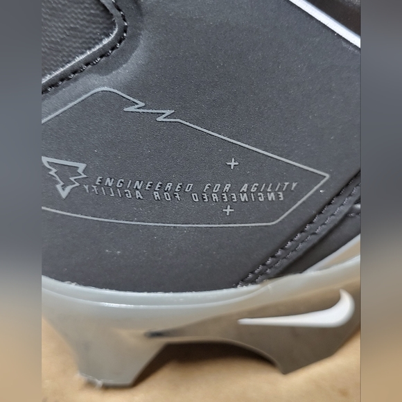 Nike Alpha Menace Pro 3 Mid Football Cleats Men Size 14 NEW - Picture 7 of 10